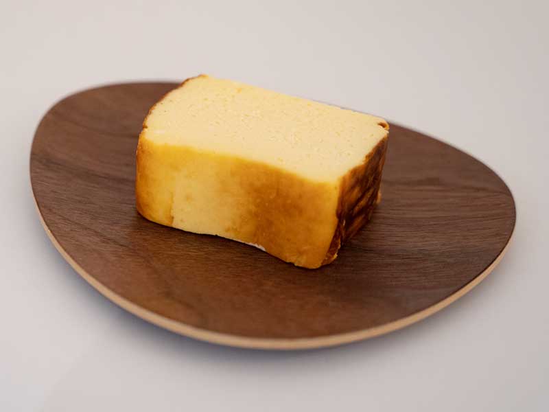 カフェ ボンクラージュ　米粉チーズケーキ